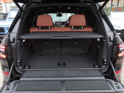 2025 BMW X7 缩略图 25