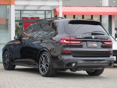 2025 BMW X7 缩略图 20