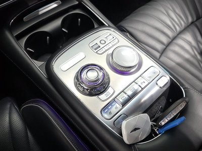 2022 Genesis G90 (RS4) photo 9