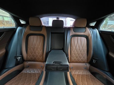 MERCEDES-BENZ GT AMG - 8