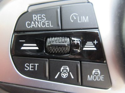 2021 BMW X5 thumbnail 22