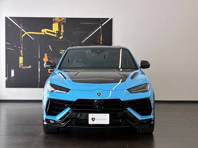 LAMBORGHINI URUS - 4