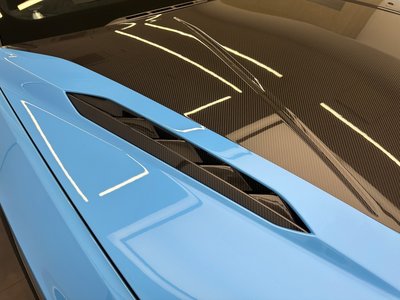 LAMBORGHINI URUS - 7