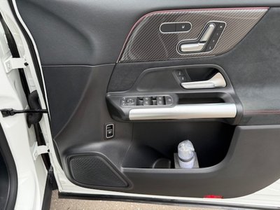2025 Mercedes-BENZ GLA 缩略图 25