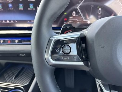 صورة 7 لـ 2023 BMW 5 SERIES