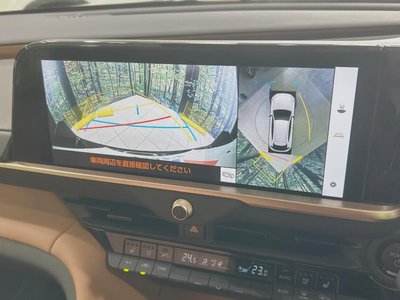 2024 Toyota CROWN SPORT photo 4