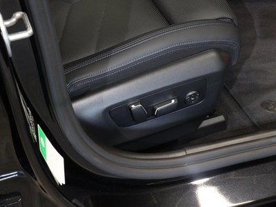 2025 BMW 5 SERIES TOURING — миниатюра 19