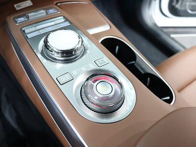 2024 Genesis GV70 — фото 10