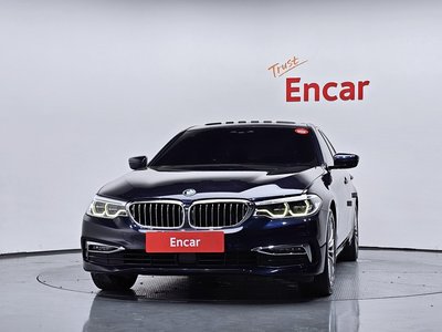 2020 BMW 5 SERIES 照片 2