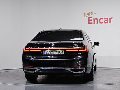 BMW 7 SERIES - 4