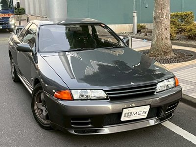 NISSAN SKYLINE GT-R