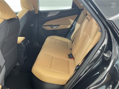صورة مصغرة 26 لـ 2025 Lexus NX