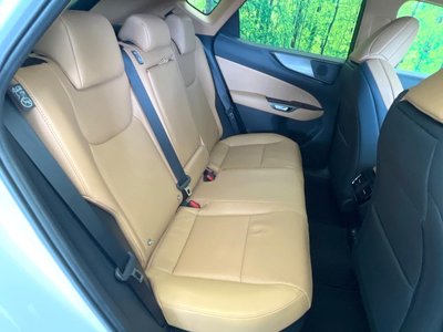صورة 9 لـ 2024 Lexus NX
