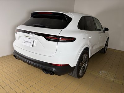 صورة 6 لـ 2022 Porsche CAYENNE