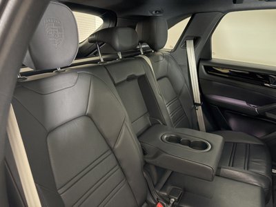 2022 Porsche CAYENNE — миниатюра 36
