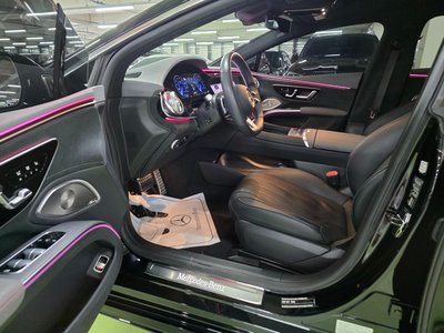 صورة 9 لـ 2022 Mercedes-BENZ EQS