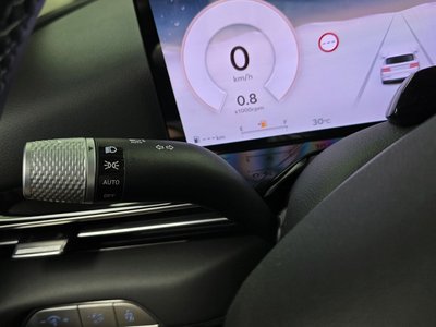 2024 Genesis GV80 — миниатюра 33