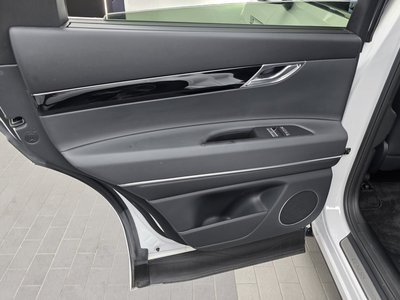 2024 Genesis GV80 — миниатюра 15