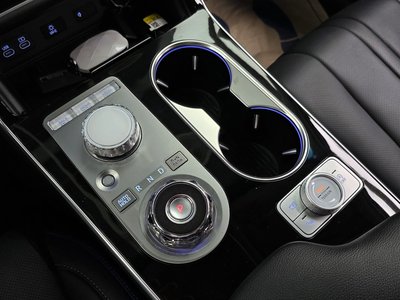 2024 Genesis GV80 — миниатюра 12