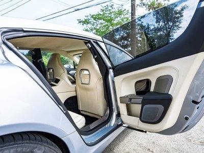2010 Aston Martin RAPIDE 缩略图 26