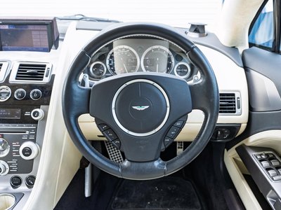 2010 Aston Martin RAPIDE 缩略图 17