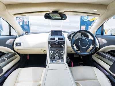 2010 Aston Martin RAPIDE 缩略图 15