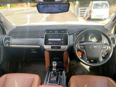 TOYOTA LAND CRUISER PRADO - 2