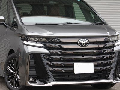 TOYOTA VELLFIRE - 5