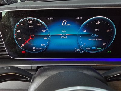 MERCEDES-BENZ GLS - 8