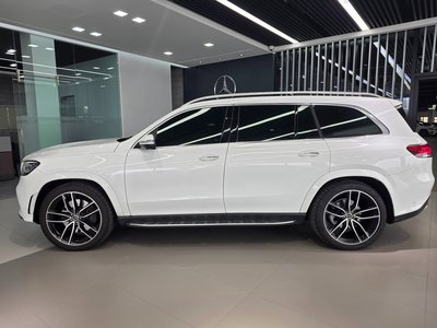 MERCEDES-BENZ GLS - 7