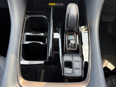 صورة مصغرة 25 لـ 2023 Toyota VELLFIRE