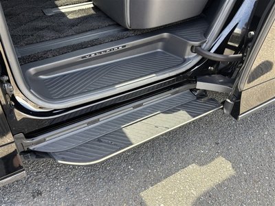 صورة مصغرة 32 لـ 2023 Toyota VELLFIRE