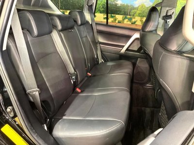 TOYOTA LAND CRUISER PRADO - 10