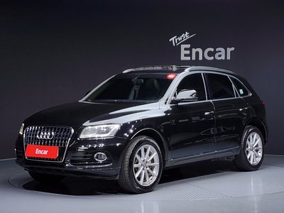 AUDI Q5 - 1