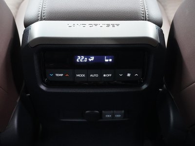 صورة مصغرة 41 لـ 2024 Toyota LAND CRUISER 250