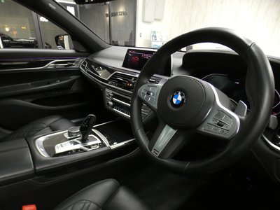 BMW 7 SERIES - 7
