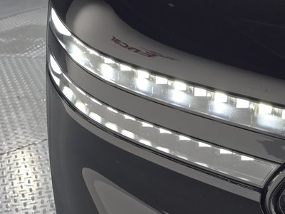 صورة 9 لـ 2025 Genesis G90 (RS4)