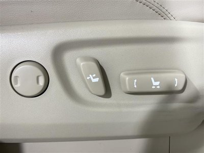 TOYOTA LAND CRUISER PRADO - 7