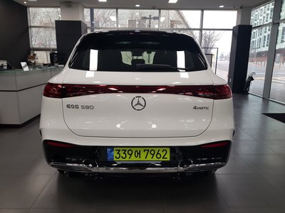 MERCEDES-BENZ EQS - 3