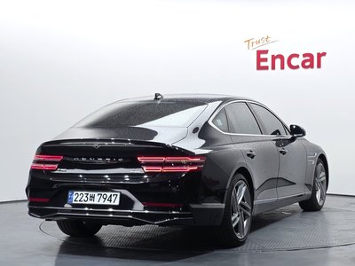 GENESIS G80 (RG3) - 3