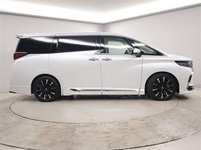 صورة 2 لـ 2025 TOYOTA ALPHARD