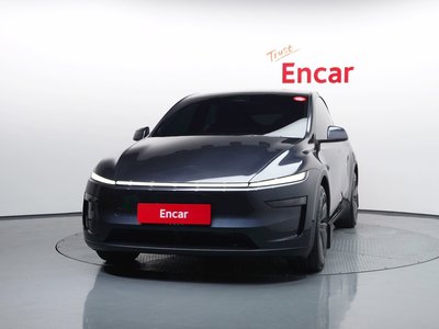 TESLA MODEL Y - 2