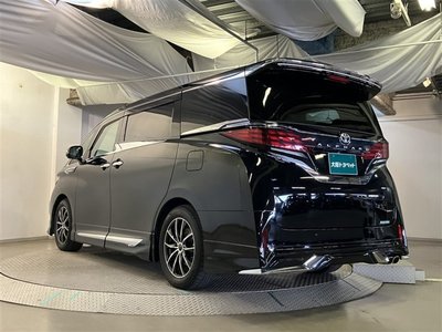 2024 Toyota ALPHARD — фото 6