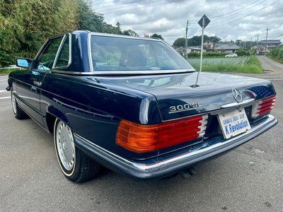 MERCEDES-BENZ SL - 10