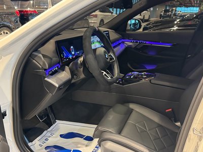 2024 BMW 5 SERIES thumbnail 15