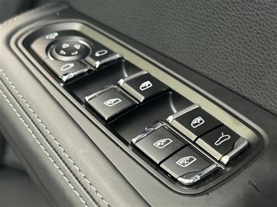 2023 Porsche MACAN 缩略图 18