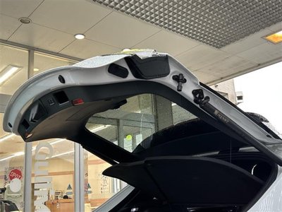 2023 Porsche MACAN 缩略图 31