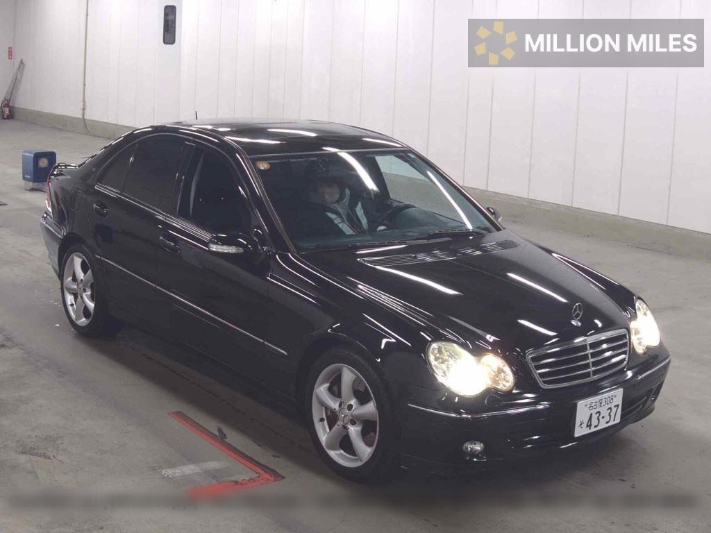 MERCEDES-BENZ C-CLASS - View 1