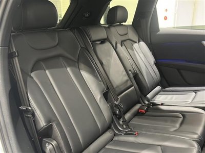 AUDI Q7 - 7