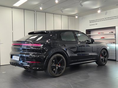 2025 Porsche CAYENNE 照片 5